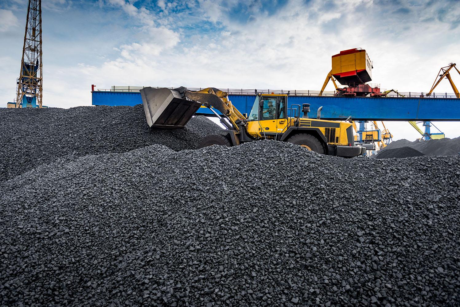 Thermal coal handling at a port terminal